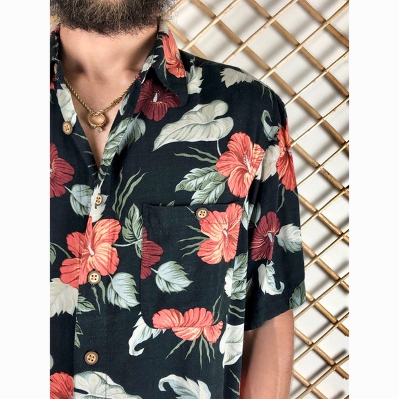 Other - Unisex Vintage Hawaiian Slinky Button Down Shirt